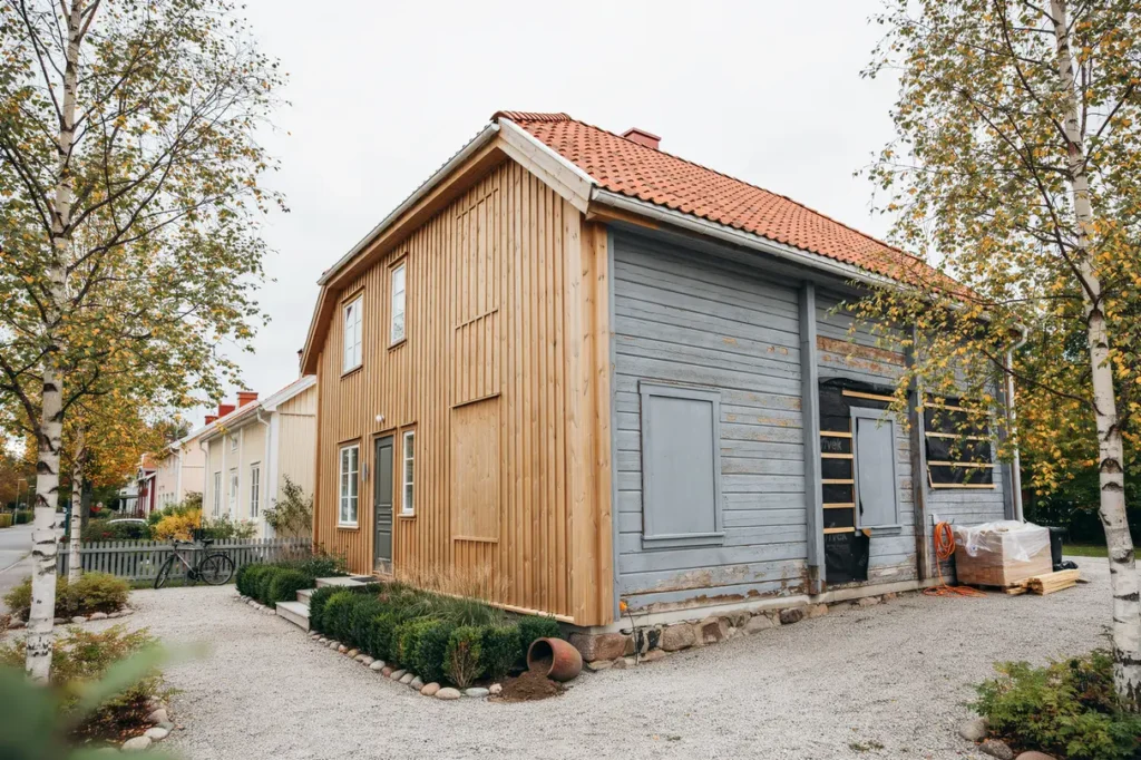 byta panel p huset n r det beh vs vad det kostar och hur du undviker framtida fuktskador